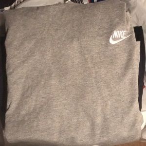 Brand new Nike hoodie shirt long sleeve
